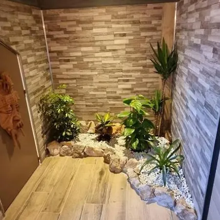 Rêves de vie, appartement vue mer, piscine non chauffée et spa privatifs Cassis Esterno foto
